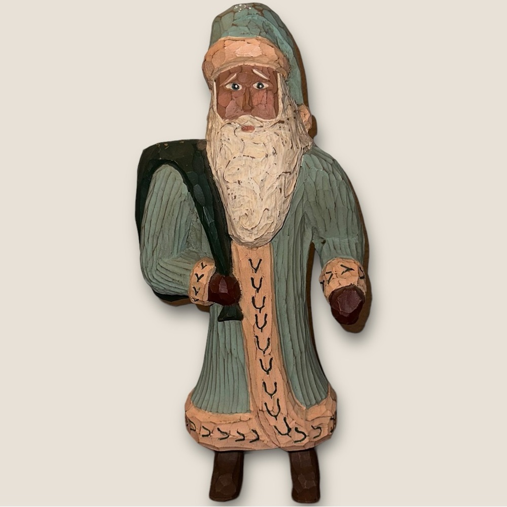 Vintage Hand Carved/Hand Painted EUC Solid Wooden Santa 15”